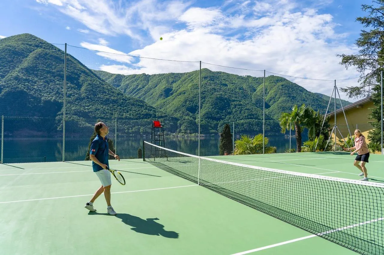 Residenza Lago Di Lugano Cima 3*,  Italy